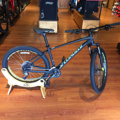 Soporte De Piso Bicicleta Montaña Azul Madera - Image 4