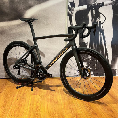 S-Works Tarmac SL7 - Shimano Dura-Ace Di2 a la Carta (Satin Carbon/Spectraflair Tint/Gloss Brushed Chrome) - Image 3